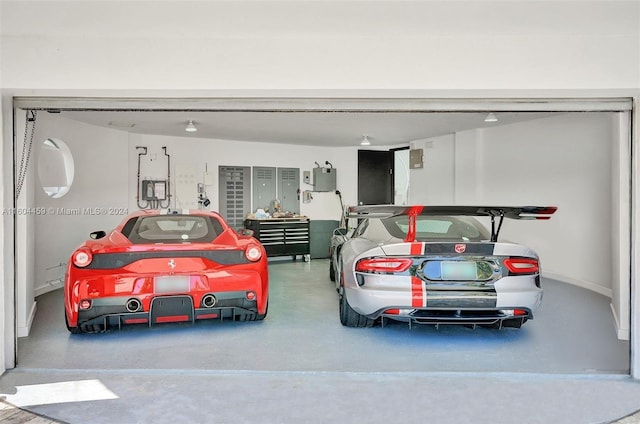 3344 NE 167th St, North Miami Beach, FL 33160 - view of garage