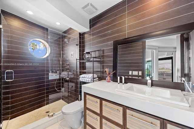 3344 NE 167th St, North Miami Beach, FL 33160 - full bath with vanity, a stall shower, toilet, and recessed lighting