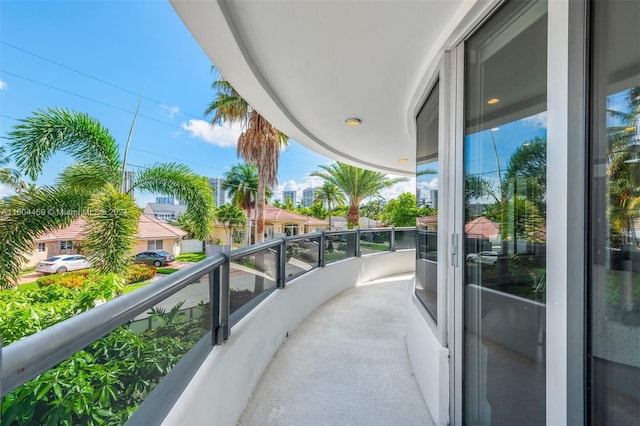 3344 NE 167th St, North Miami Beach, FL 33160 - view of balcony