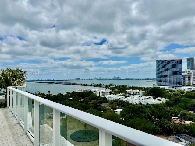4250 Biscayne Blvd Unit 806, Miami, FL 33137 - view of water feature with a city view