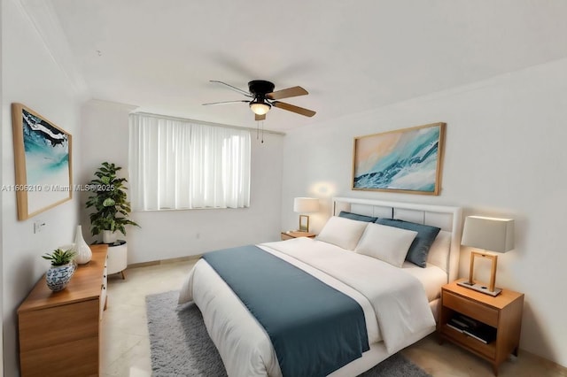 bedroom with ceiling fan