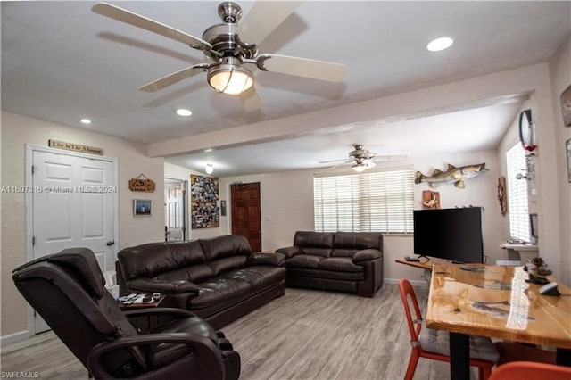 living room with recessed lighting, ceiling fan, light wood-style flooring, and baseboards