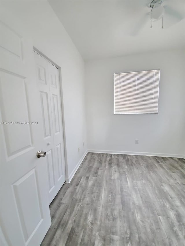 unfurnished room with light hardwood / wood-style floors