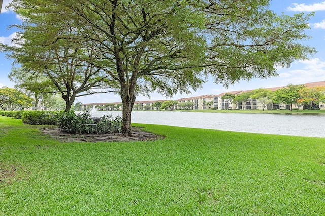 view of yard with a water view