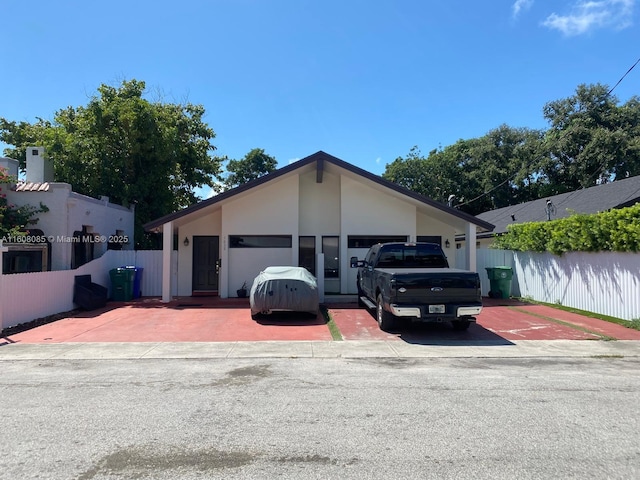 view of front of house