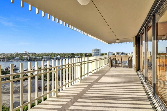 3 Grove Isle Dr Unit C710, Miami, FL 33133 - photo 31