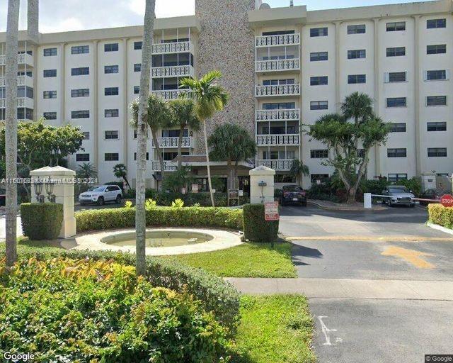 800 NE 195th St Unit 619, Miami, FL 33179 - view of apartment building / complex