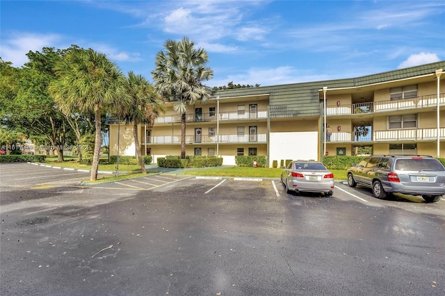 9081 Lime Bay Blvd Unit 302, Tamarac FL, 33321, 1 bedrooms, 1.5 baths condo for sale