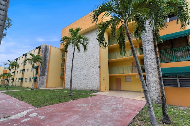 666 W 81st St Unit 226, Hialeah, FL 33014 - photo 4