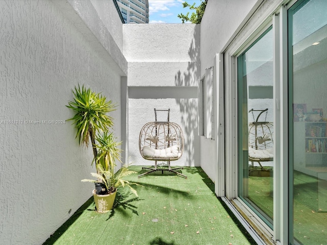 16500 Collins Ave Unit Th-8, Sunny Isles Beach, FL 33160 - view of balcony