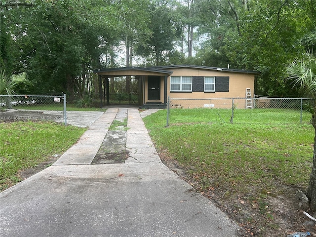 view of front of home with a front lawn