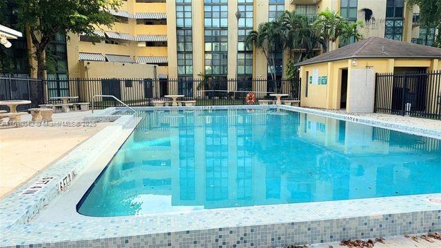 11800 SW 18th St Unit 131-4, Miami, FL 33175 - photo 29