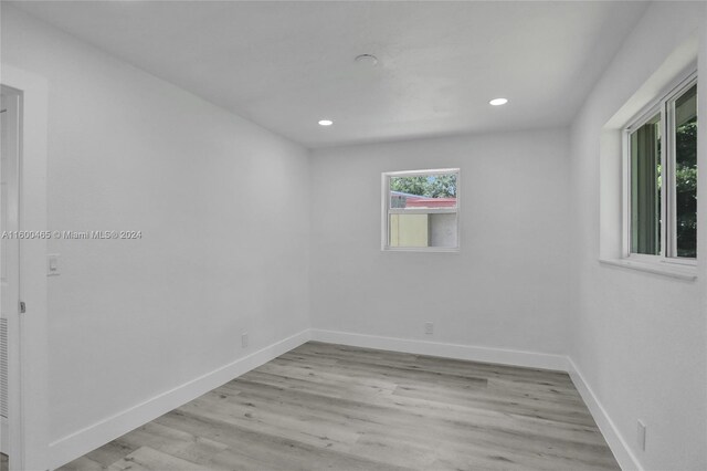 empty room featuring light hardwood / wood-style flooring