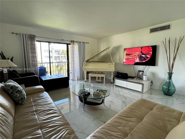 150 Lakeview Dr Unit 201, Weston, FL 33326 - photo 11