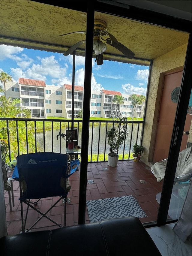 balcony with ceiling fan