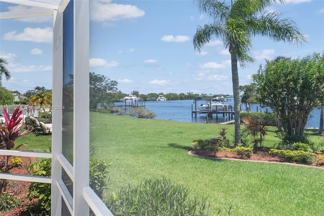 view of yard featuring a water view