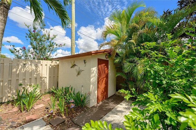 view of outbuilding