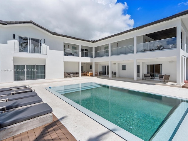 view of pool featuring an outdoor hangout area