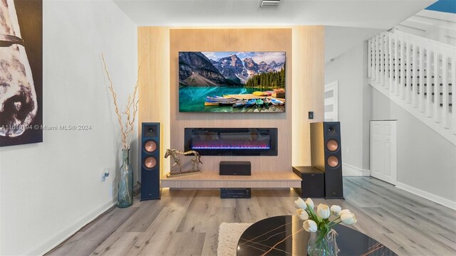 living room with light wood-type flooring