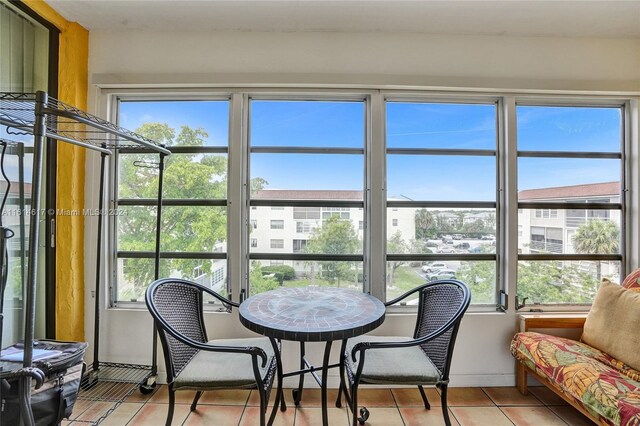 view of sunroom / solarium