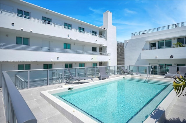 421 Meridian Ave Unit 16, Miami Beach, FL 33139 - view of community pool