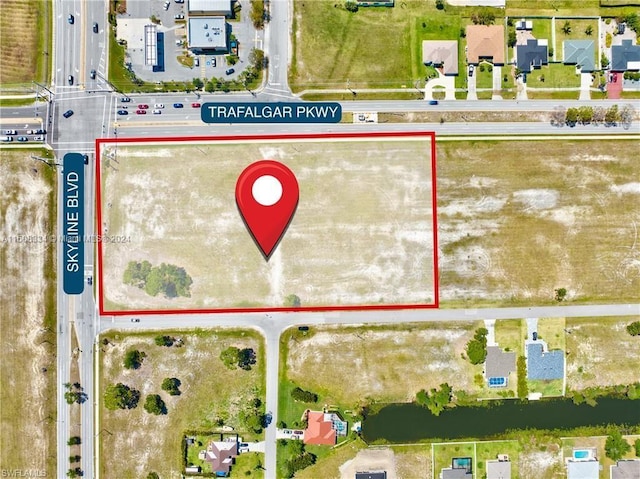 Listing photo 3 for 815 Trafalgar Pkwy W, Cape Coral FL 33991