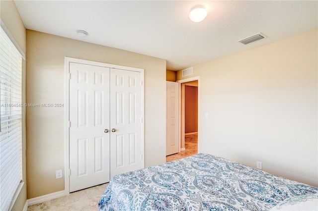 bedroom featuring a closet