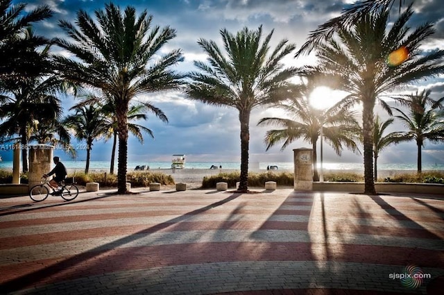 view of property's community featuring a water view