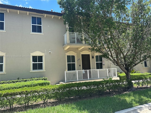 view of front of house featuring covered porch