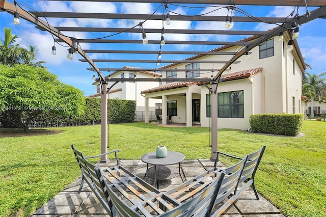 view of patio with a pergola and ceiling fan