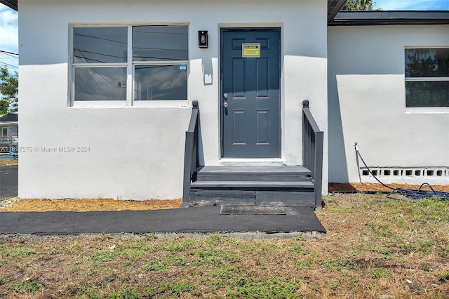 view of entrance to property