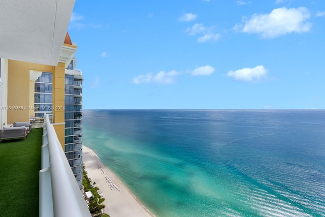 water view featuring a view of the beach