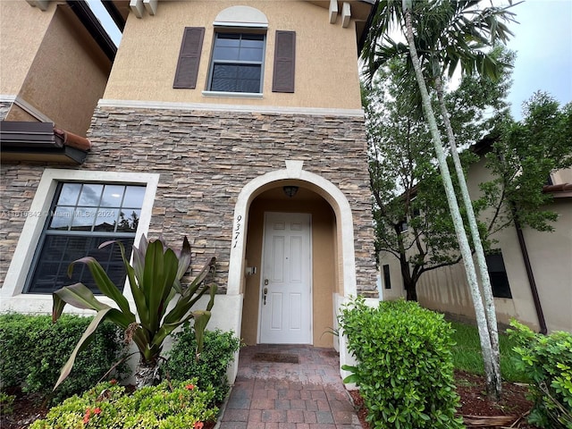 view of doorway to property