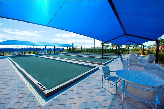 view of pool featuring a mountain view