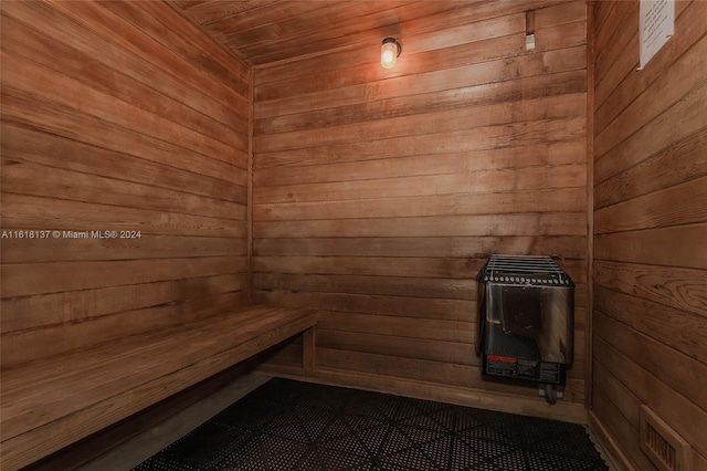 view of sauna / steam room