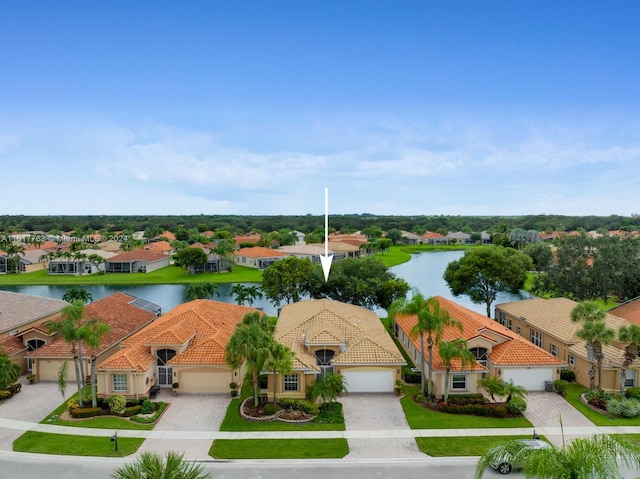 bird's eye view featuring a water view