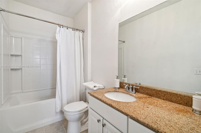 200 Southern Pecan Cir Unit 105, Winter Garden, FL 34787 - full bath with vanity, shower / bath combination with curtain, and tile patterned flooring