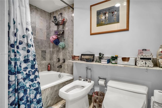 bathroom with shower / bath combo with shower curtain, toilet, and a bidet