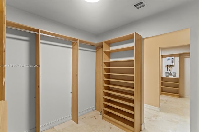 1154 Jefferson St, Hollywood, FL 33019 - walk in closet featuring visible vents