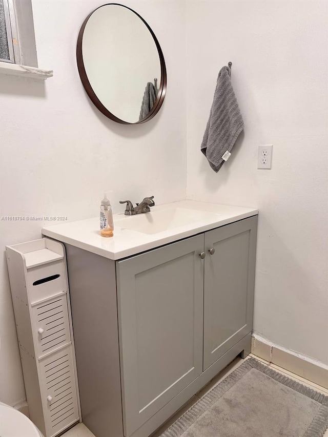 bathroom with vanity