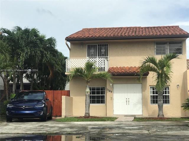 view of mediterranean / spanish-style home