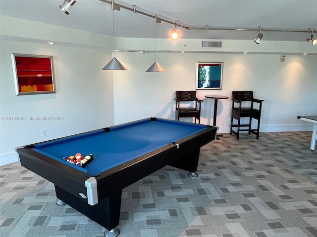 rec room featuring carpet flooring and billiards