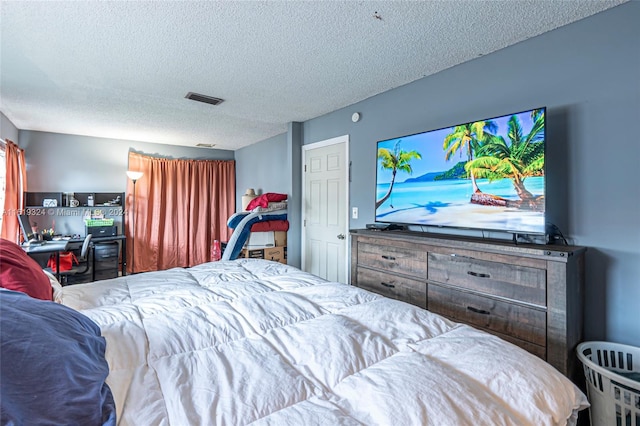 3991 NW 108th Ave, Coral Springs, FL 33065 - bedroom featuring a textured ceiling