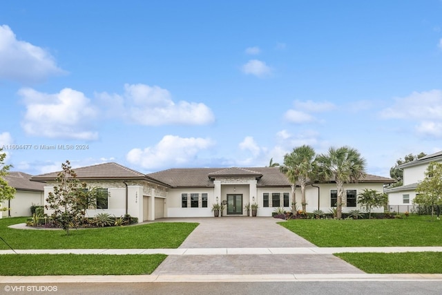 view of front of home with a front lawn