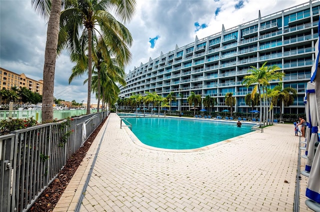 view of swimming pool