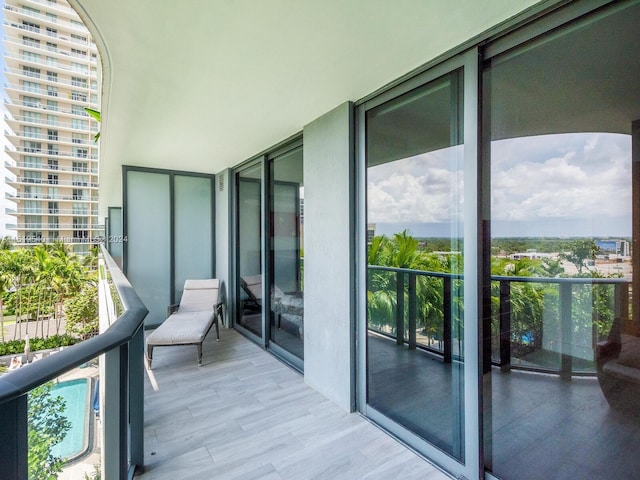 121 NE 34th St Unit 1014, Miami, FL 33137 - view of balcony