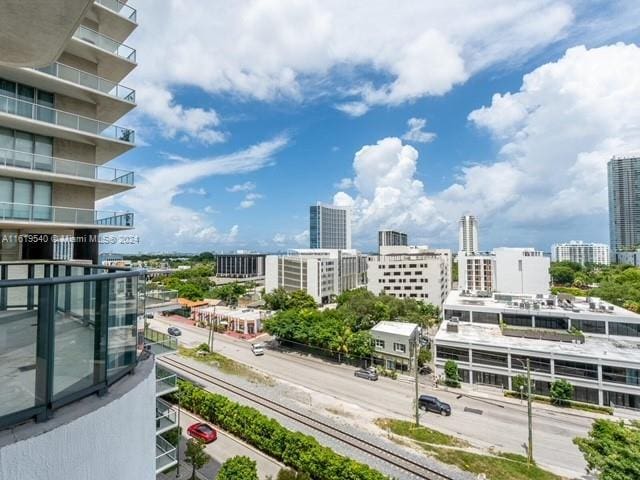 121 NE 34th St Unit 1014, Miami, FL 33137 - view of balcony