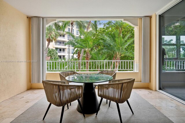 sunroom / solarium with plenty of natural light