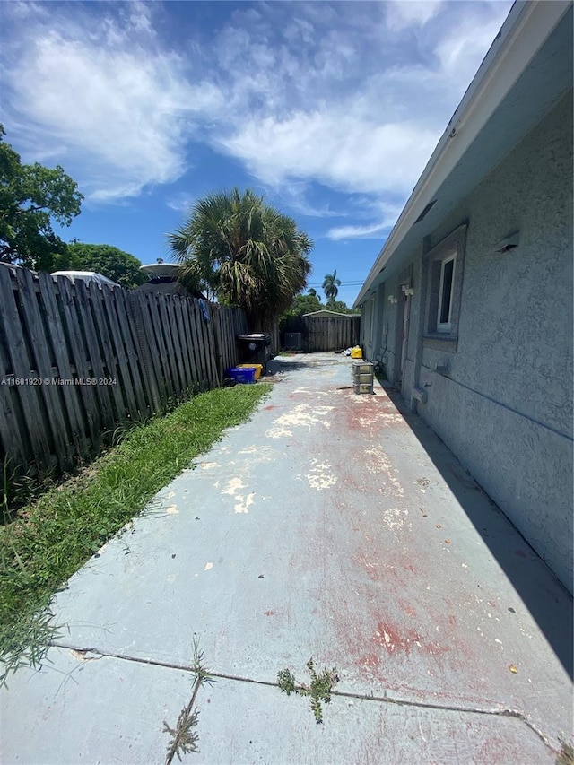 1926 Ramsey Dr, Lake Worth, FL 33461 - view of concrete alley