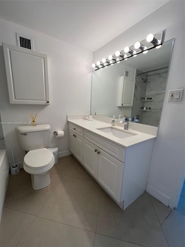 full bath featuring a shower, visible vents, toilet, vanity, and baseboards